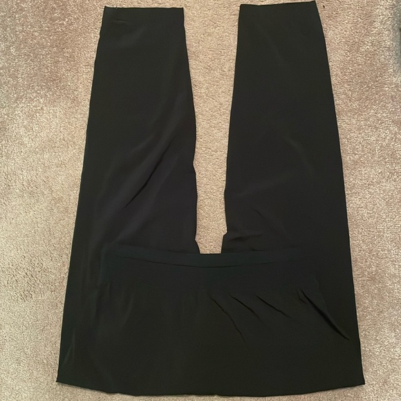 Babaton Arrow Black Pull On High Waisted Joggers - Picture 6 of 10